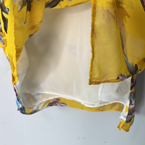 Laura Petites Floral Blouse - Picture 6 of 6